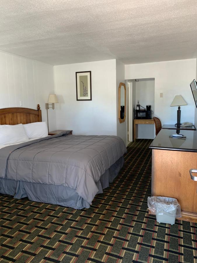 Rodeway Inn & Suites Raton Luaran gambar