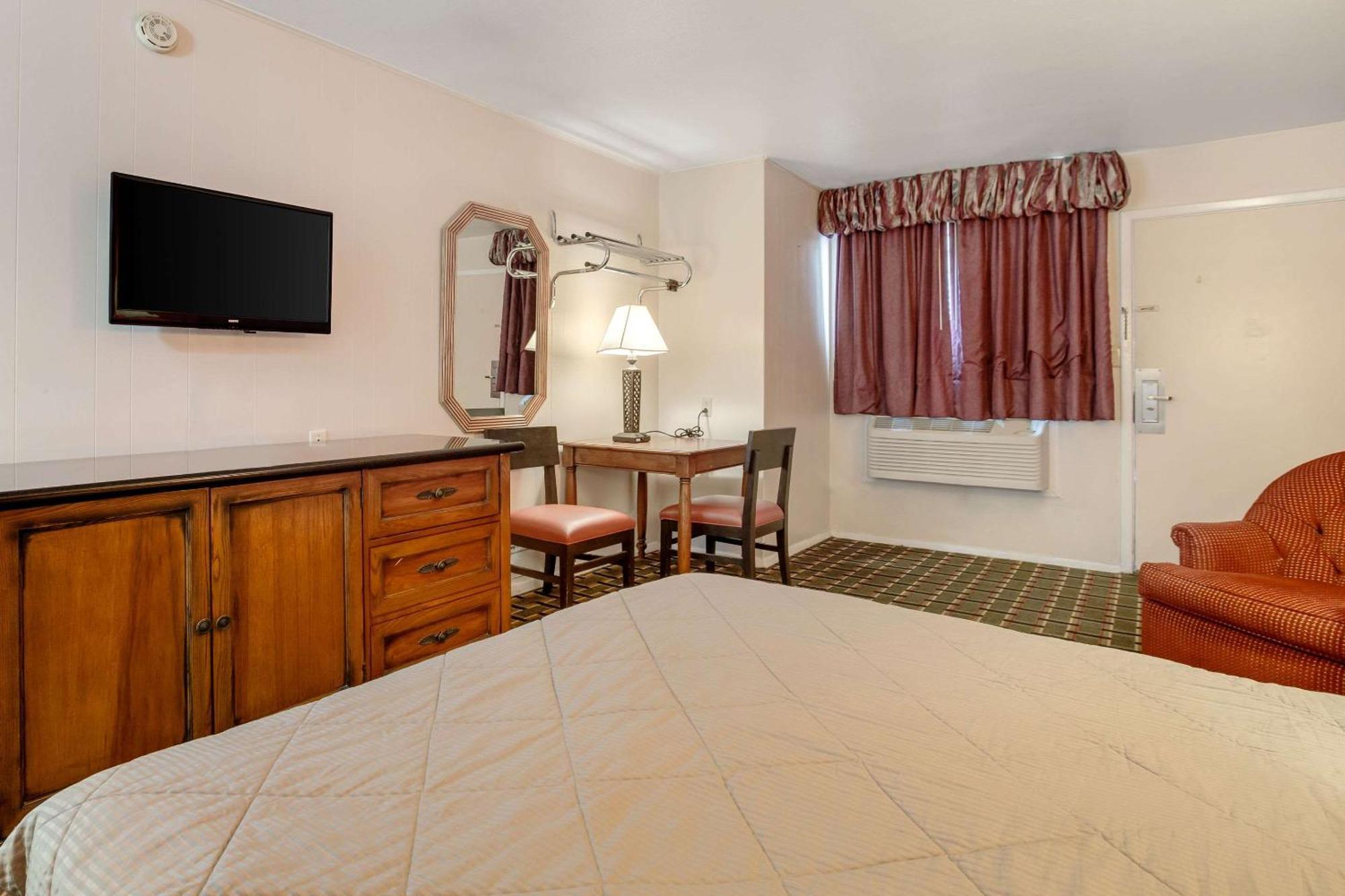 Rodeway Inn & Suites Raton Luaran gambar